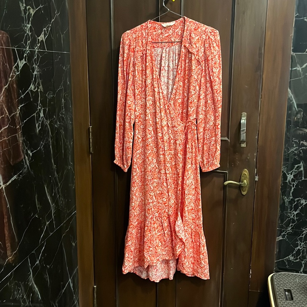 Latest Season Marks & Spencer Floral V-neck Midi Dress - Picture 3 of 8